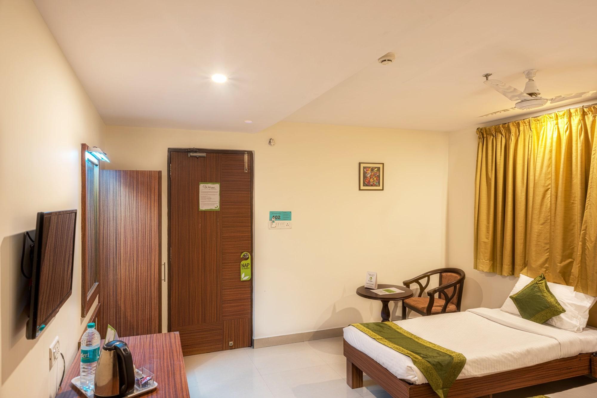 Treebo Trend Grand Plaza Nampally Hajdarabad Zewnętrze zdjęcie