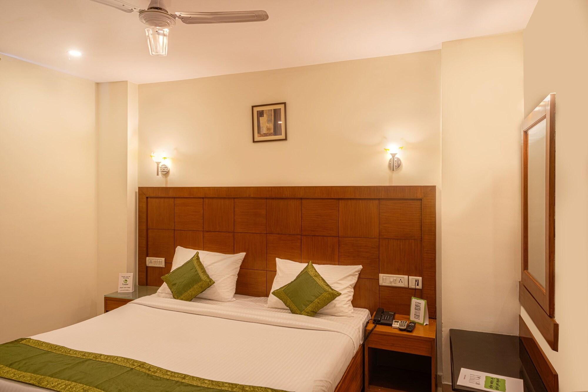 Treebo Trend Grand Plaza Nampally Hajdarabad Zewnętrze zdjęcie