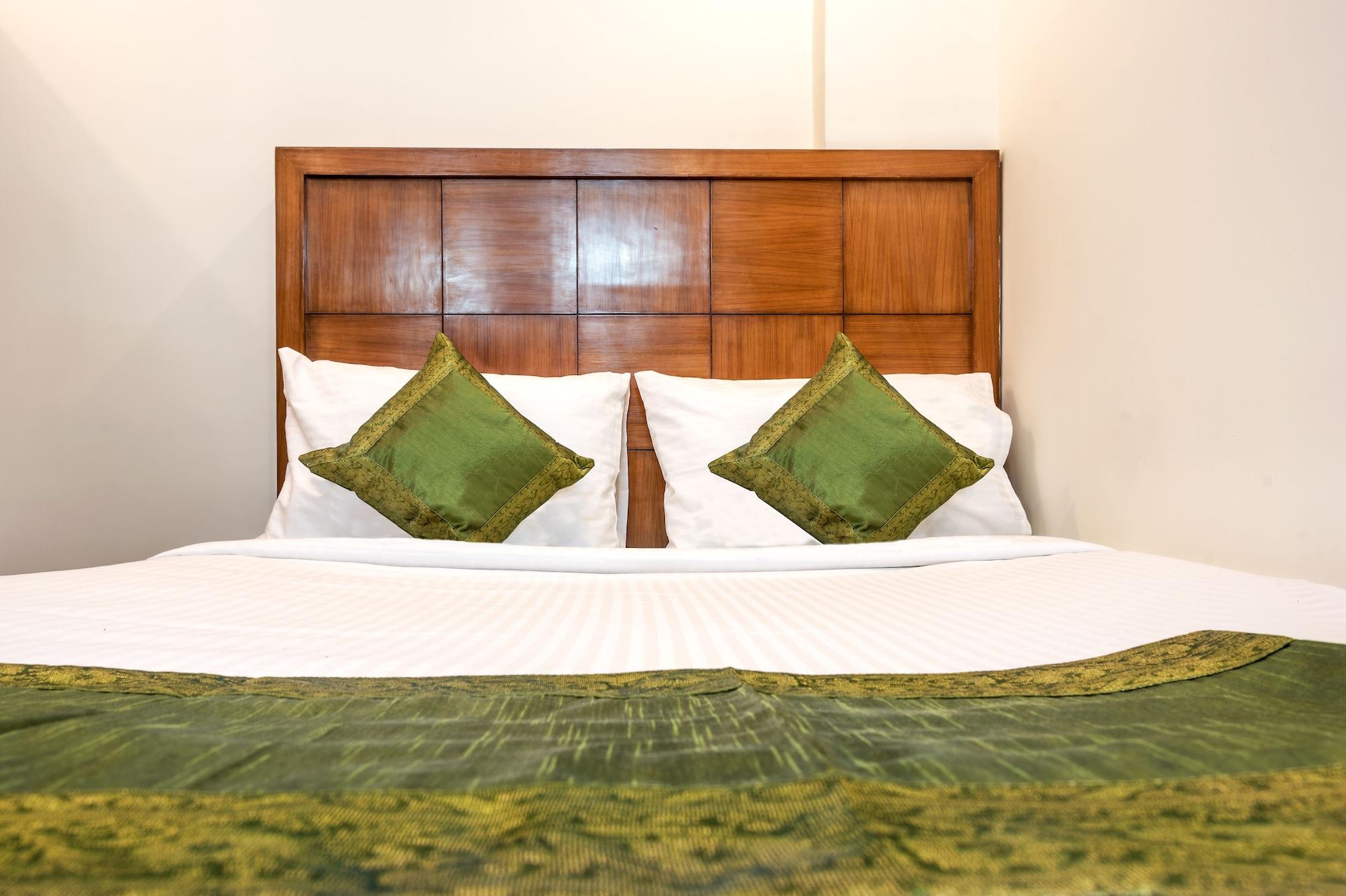 Treebo Trend Grand Plaza Nampally Hajdarabad Zewnętrze zdjęcie