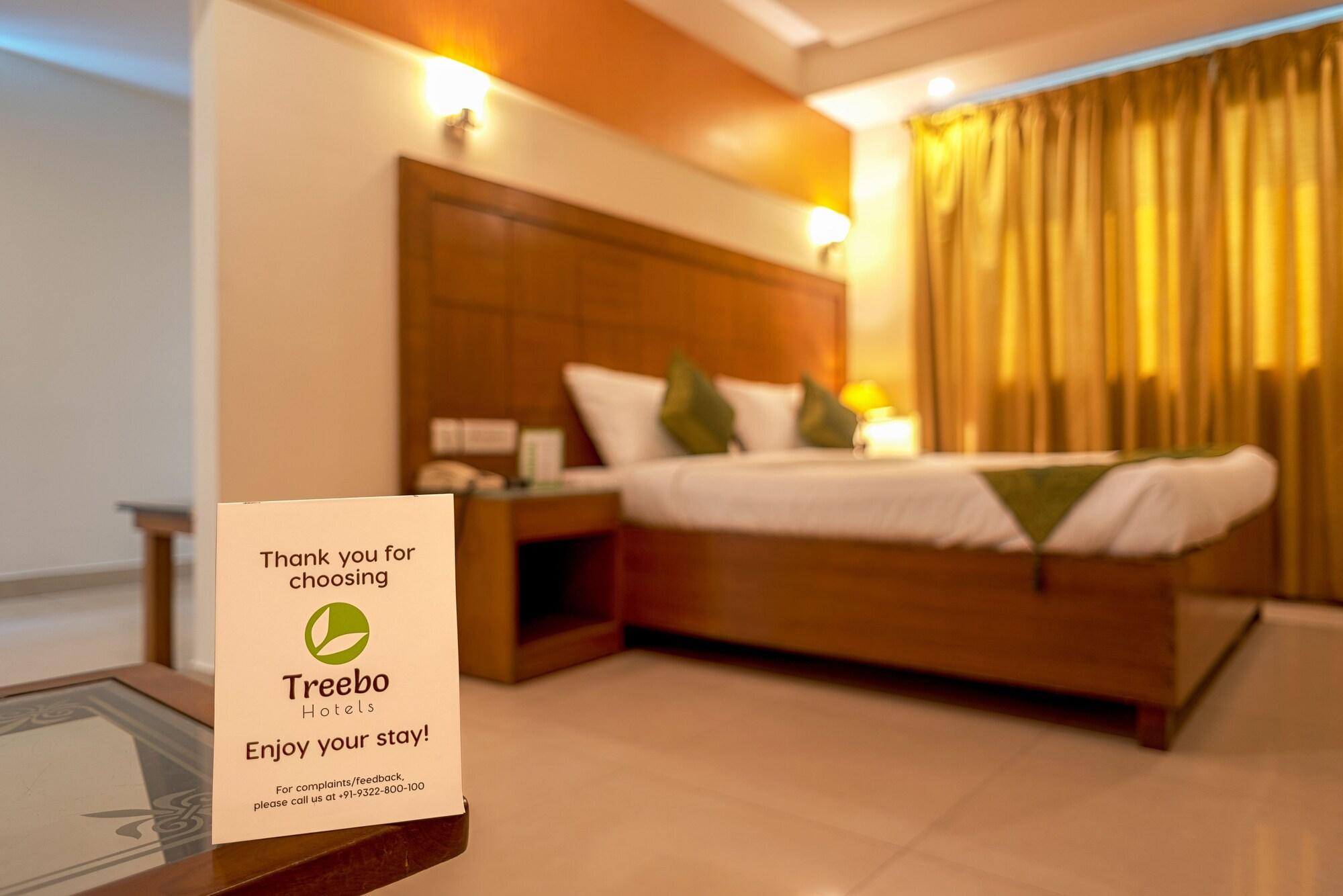 Treebo Trend Grand Plaza Nampally Hajdarabad Zewnętrze zdjęcie
