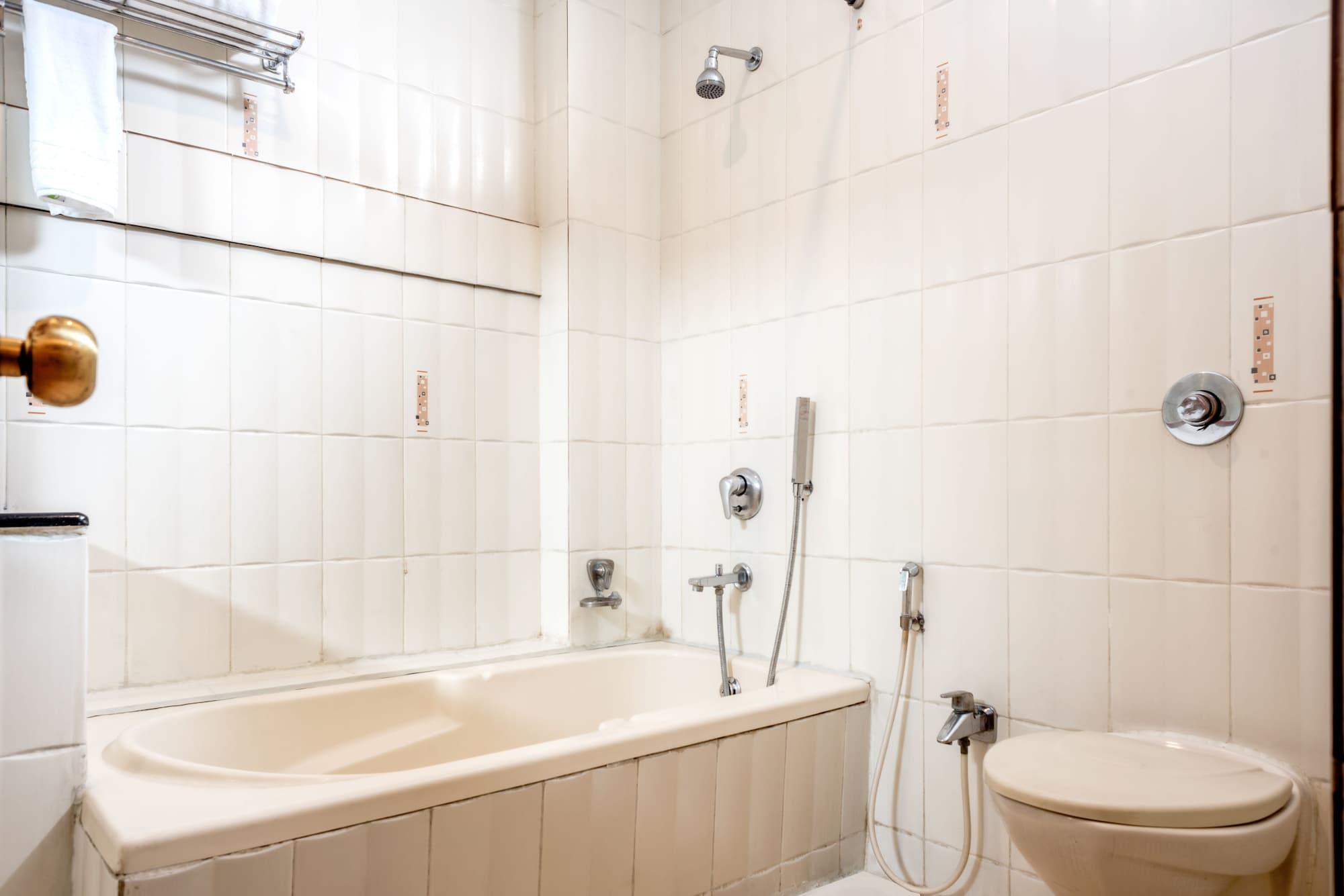 Treebo Trend Grand Plaza Nampally Hajdarabad Zewnętrze zdjęcie